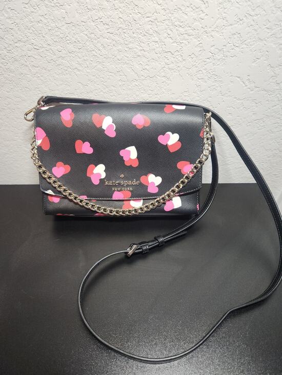 Kate Spade New York Handbags - Kate Spade Carson Flutter Hearts Printed Convertible Crossbody Bag K6105